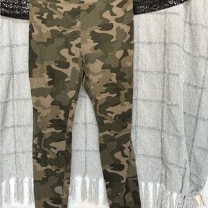 Retro is the In word now but I am saying Original Camo legging